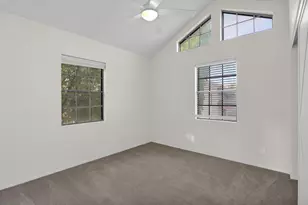 1124 E Rose Ln, Phoenix, AZ 85014 - Photo 32