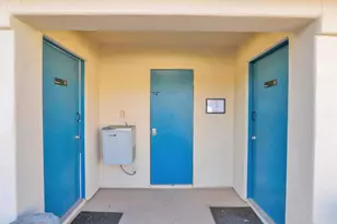 1124 E Rose Ln, Phoenix, AZ 85014 - Photo 50