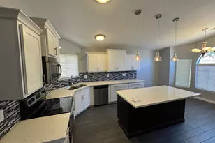 24 S Willow Creek St, Chandler, AZ 85225 - Photo 4