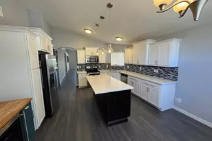 24 S Willow Creek St, Chandler, AZ 85225 - Photo 6