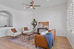 2025 W Calle De Sol, Phoenix, AZ 85085 - Photo 10