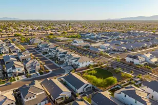 10358 W Albert Ln, Peoria, AZ 85382 - Photo 68