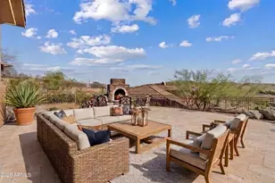 549 E Mountain Sage Dr, Phoenix, AZ 85048 - Photo 4