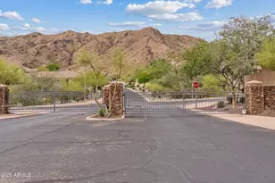 549 E Mountain Sage Dr, Phoenix, AZ 85048 - Photo 58