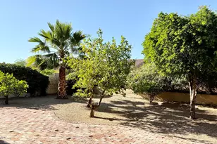 9042 E Paraiso Dr, Scottsdale, AZ 85255 - Photo 14