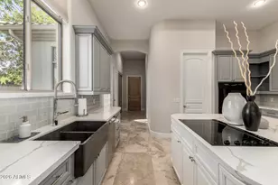 8204 S Homestead Ln, Tempe, AZ 85284 - Photo 22