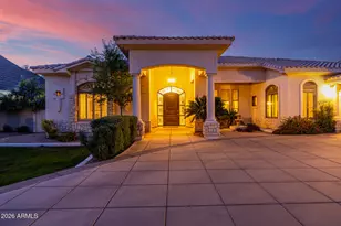 8204 S Homestead Ln, Tempe, AZ 85284 - Photo 4