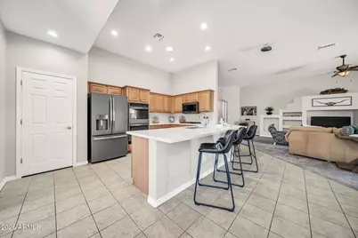 14697 W Edgemont Avenue, Goodyear, AZ 85395 - Photo 10