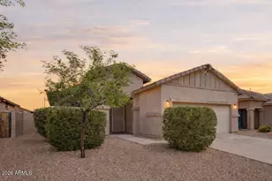 18064 W Louise Dr, Surprise, AZ 85387 - Photo 2