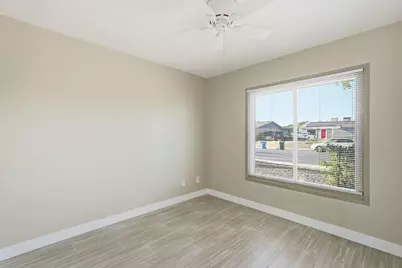 3743 W Acoma Drive, Phoenix, AZ 85053 - Photo 18