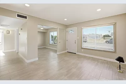 3743 W Acoma Drive, Phoenix, AZ 85053 - Photo 6