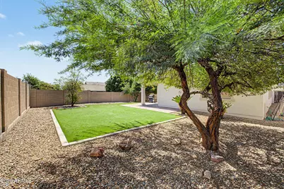 5422 W Straight Arrow Lane, Phoenix, AZ 85083 - Photo 32