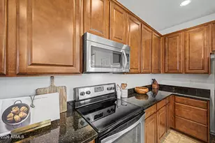 5422 W Straight Arrow Ln, Phoenix, AZ 85083 - Photo 12