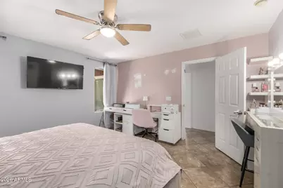 2327 S 65th Lane, Phoenix, AZ 85043 - Photo 18