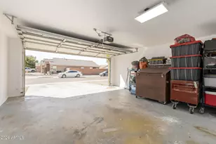 2327 S 65th Ln, Phoenix, AZ 85043 - Photo 26