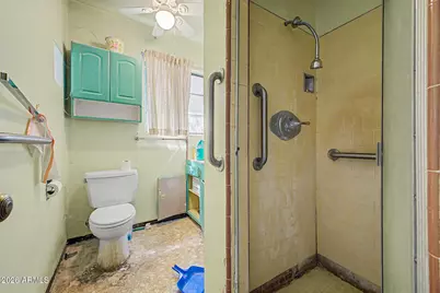 916 E Cambridge Avenue, Phoenix, AZ 85006 - Photo 22