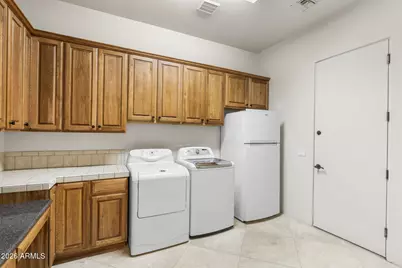 8788 E Arroyo Seco Road, Scottsdale, AZ 85266 - Photo 34