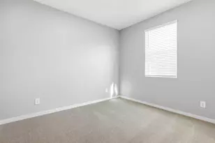 7766 W Hayward Ave, Glendale, AZ 85303 - Photo 10