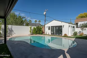 518 W Holly St, Phoenix, AZ 85003 - Photo 28