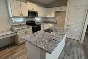 11284 W Magnolia St, Avondale, AZ 85323 - Photo 2