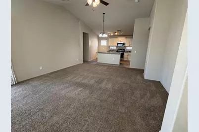 11284 W Magnolia Street, Avondale, AZ 85323 - Photo 4