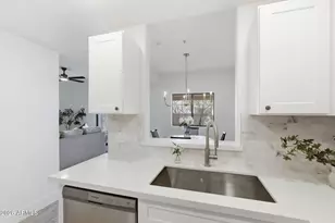13415 N 20th St, Phoenix, AZ 85022 - Photo 14
