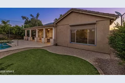 1038 S Palomino Creek Drive, Gilbert, AZ 85296 - Photo 28