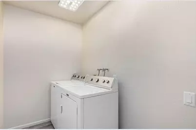 7027 S 43rd Way, Phoenix, AZ 85042 - Photo 10