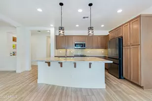 3727 Goldmine Cyn Wy, Wickenburg, AZ 85390 - Photo 16