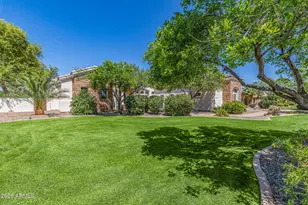 2816 E Clark Dr, Gilbert, AZ 85297 - Photo 4