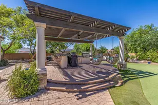 2816 E Clark Dr, Gilbert, AZ 85297 - Photo 48