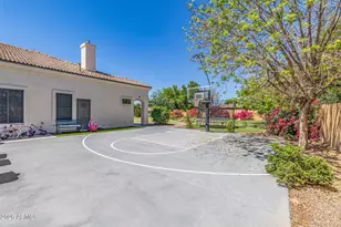 2816 E Clark Dr, Gilbert, AZ 85297 - Photo 62