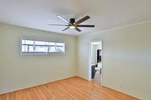 2421 W Anderson Ave, Phoenix, AZ 85023 - Photo 12
