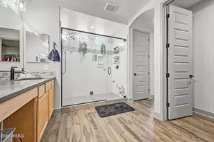 16076 W Soft Wind Dr, Surprise, AZ 85387 - Photo 8