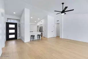 632 W Horseshoe Ave, Gilbert, AZ 85233 - Photo 6