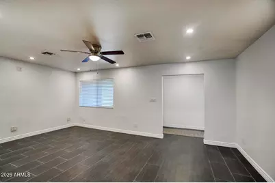 1881 E Concorda Drive, Tempe, AZ 85282 - Photo 4