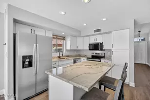 2208 S Peppertree Ct, Gilbert, AZ 85295 - Photo 4