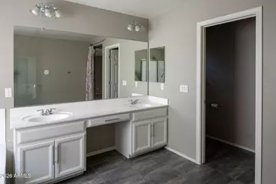 241 E Roadrunner Drive, Chandler, AZ 85286 - Photo 34