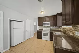 5216 W Mulberry Dr, Phoenix, AZ 85031 - Photo 8