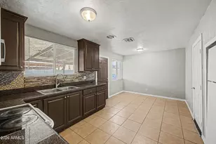 5216 W Mulberry Dr, Phoenix, AZ 85031 - Photo 6