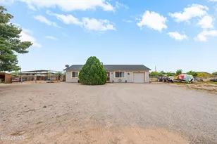 6457 E Fox Hollow Ln, San Tan Valley, AZ 85140 - Photo 2