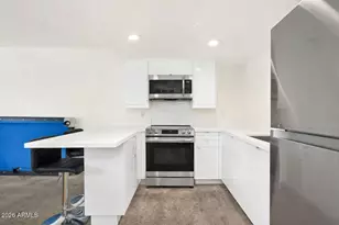 4727 E Lafayette Blvd, Phoenix, AZ 85018 - Photo 1