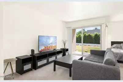 4727 E Lafayette Boulevard #110, Phoenix, AZ 85018 - Photo 2