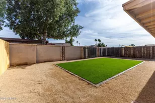 8761 W Meadow Dr, Peoria, AZ 85382 - Photo 26