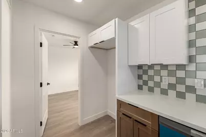 8761 W Meadow Drive, Peoria, AZ 85382 - Photo 8