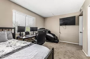 2101 W Pontiac Dr, Phoenix, AZ 85027 - Photo 12