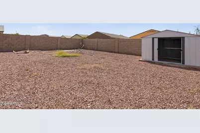 8141 W Encinas Lane, Phoenix, AZ 85043 - Photo 32