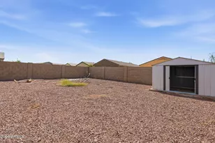8141 W Encinas Ln, Phoenix, AZ 85043 - Photo 32