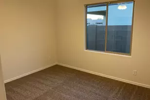 8141 W Encinas Ln, Phoenix, AZ 85043 - Photo 12