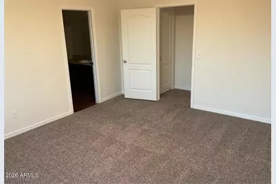 8141 W Encinas Lane, Phoenix, AZ 85043 - Photo 6